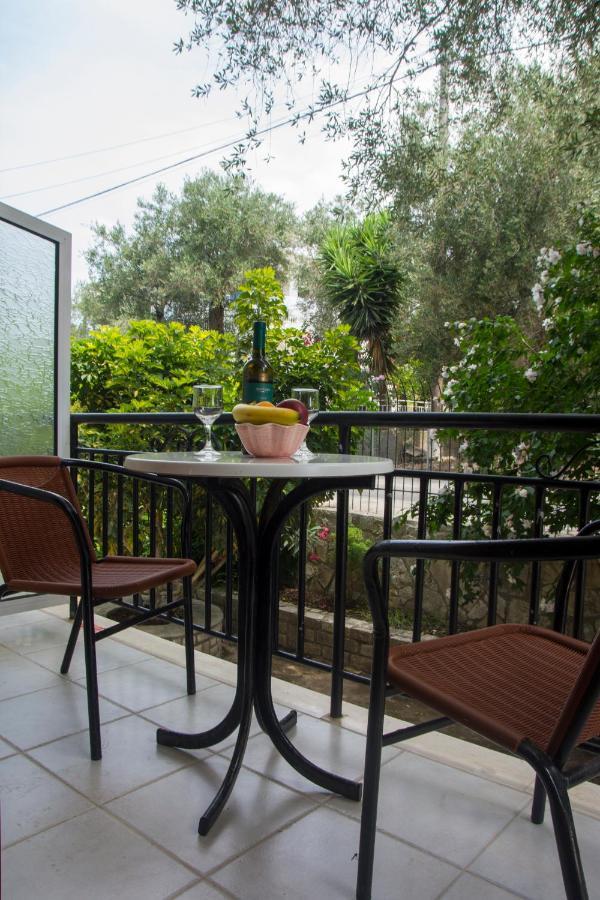 Natsios Apartments Vlachopoulátika Εξωτερικό φωτογραφία